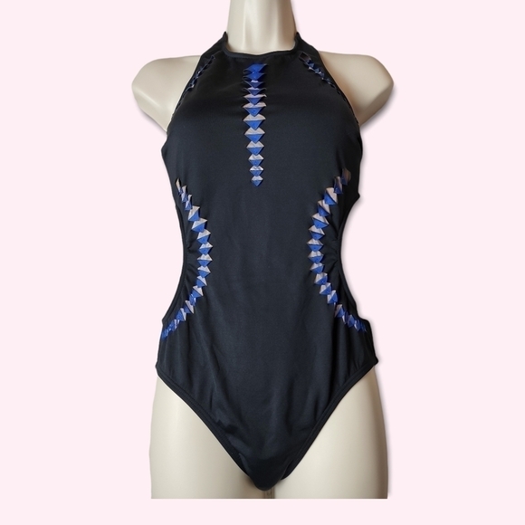 New𝅺 Kenneth Cole Black Cutout Mesh Detail Full Coverage One Piece Swimsuit  S - Picture 3 of 10